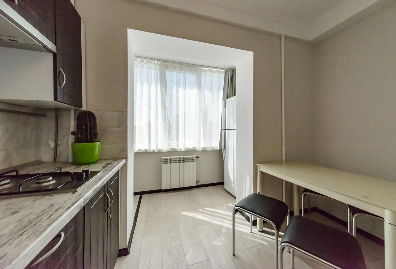 Artal Apartment On Iordanskaya 22 基輔 外观 照片